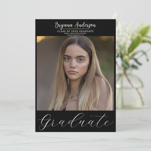 Moderne Afgestudeerde Trendy Foto Afstuderen Kaart (Staand voorkant)