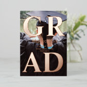 Moderne Afstuderen Foto Gold Bold geperst Folie Uitnodiging (Staand Voorkant)