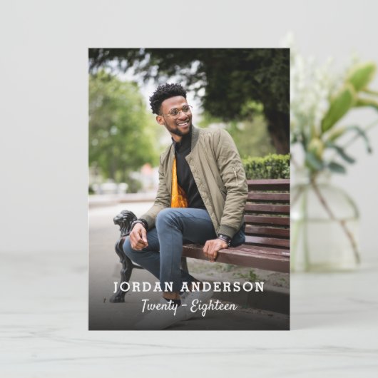 Moderne All American Custom Photo Graduation Party Kaart (Staand voorkant)