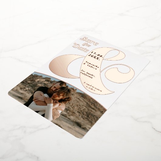 Moderne ampersand 2 foto's redden de datum waarop  folie uitnodiging (Gedraaid)