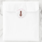 Moderne anananasappelvormer van roos ronde sticker (Tas)