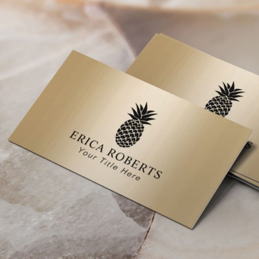 Moderne ananas Logo Elegante gouden achtergrond Visitekaartje