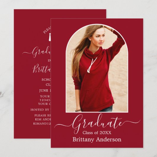 Moderne Arch Calligraphy Red Graduation Party Kaart (Voorkant / Achterkant)