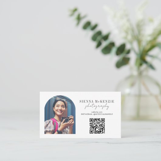 Moderne Arch Fotografie Professionele QR Code Visitekaartje (Staand voorkant)