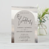 Moderne Arch Handgeschreven Script Earth Tones Wed Kaart (Staand voorkant)