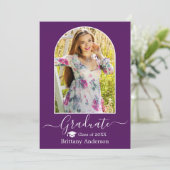 Moderne Arch Pet Calligrafie Paars Afstuderen Aankondiging (Staand voorkant)