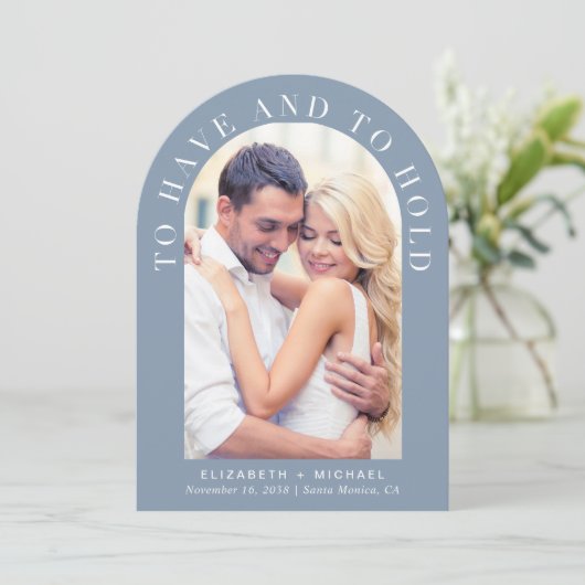 Moderne Arch Photo QR Code All in One Wedding Kaart (Staand voorkant)