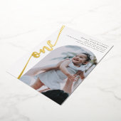 Moderne Arch Photo Vertical Script 1st Birthday Folie Uitnodiging (Gedraaid)