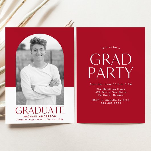 Moderne Arch Red Color Block Graduparty Kaart