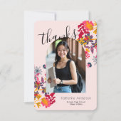Moderne Arch Roze Bloemen Foto Afstudeerfeest Bedankkaart (Voorkant)