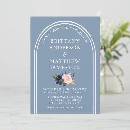 Moderne Arch Wedding Dusty Blue Pink Floral Foto Kaart (Staand voorkant)