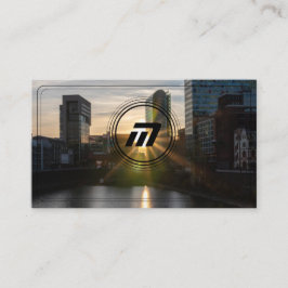 Moderne architectuurgebouwen met een elegant monog visitekaartje