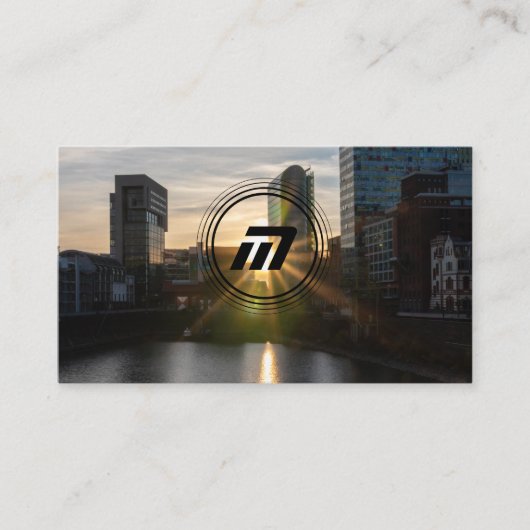 Moderne architectuurgebouwen met een elegant monog visitekaartje (Voorkant)