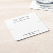 Moderne armband display wit kartonnen onderzetters (Schuin)