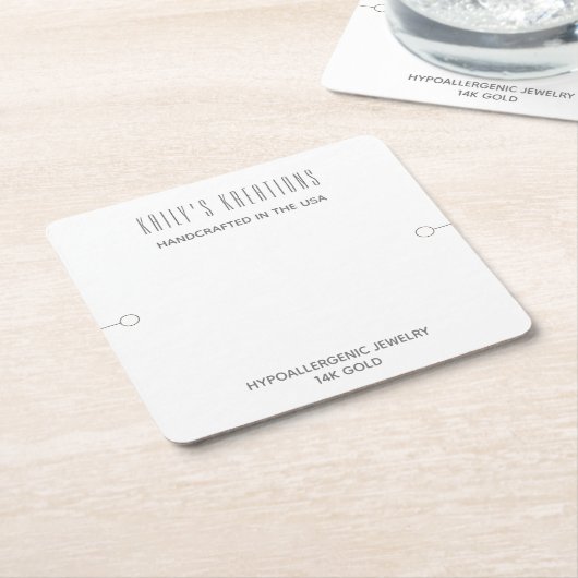 Moderne armband display wit kartonnen onderzetters (Schuin)