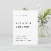 Moderne B&W Redactioneel Kleine Letters Werden Hoo Save The Date (Staand voorkant)