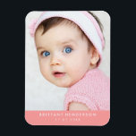 Moderne Baby foto | koraal Magneet<br><div class="desc">Moderne baby,  kind foto. U kunt ook uw familiefoto toevoegen.</div>