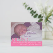 Moderne baby girl roze foto aankondiging briefkaar (Staand voorkant)