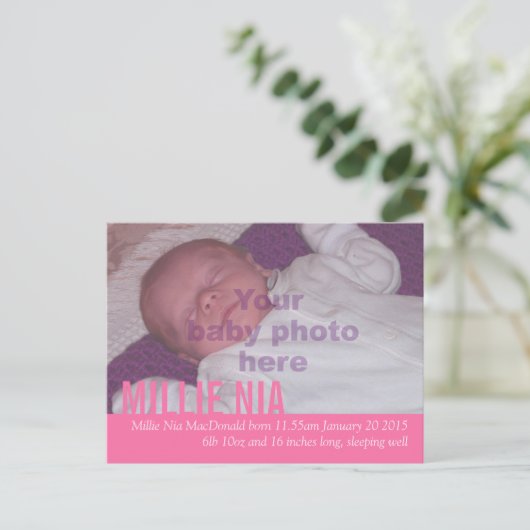 Moderne baby girl roze foto aankondiging briefkaar (Staand voorkant)