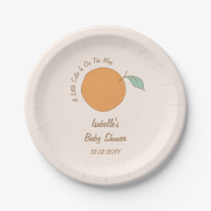 Moderne baby shower met een klein moppie sinaasapp papieren bordje
