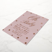 Moderne Baby shower Stippen Roze geperst Folie Uitnodiging (Gedraaid)