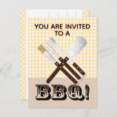 Moderne Barbecue Gereedschap op Gingham Uitnodiging Briefkaart (Voorkant / Achterkant)