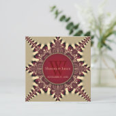 Moderne Batik Ster Monogram Diep Rood Goud Bruilof Kaart (Staand voorkant)