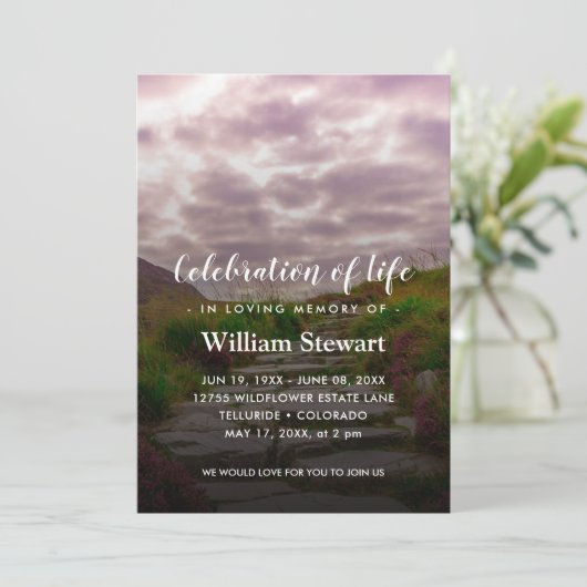 Moderne begrafenis | Stekelbaanviering van het lev Kaart (Staand voorkant)