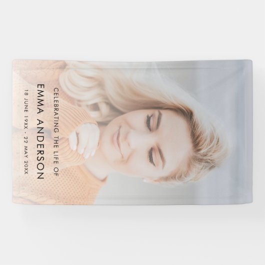 Moderne begrafenis | Viering van grote foto van Li Spandoek (Horizontaal)