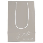 Moderne Beige Bruidsmeisje voorstel Gift Bag Medium Cadeauzakje (Achterkant)