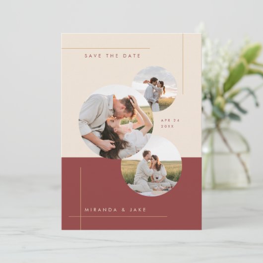 Moderne Beige & Burgundy Inline Trouwfoto Save The Date (Staand voorkant)