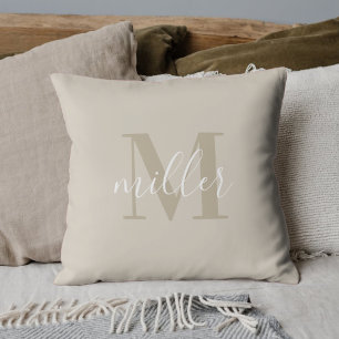 Moderne Beige Familienaam Monogram Kussen