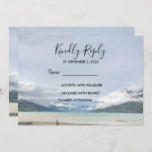 Moderne berg zomer strand bruiloft RSVP kaarten (Voorkant / Achterkant)