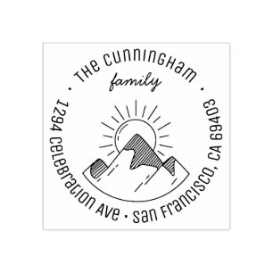 Moderne bergen & Sun Familienaam Return-adres Rubberstempel