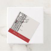 Moderne berkenbomen en rode kardinaalvogels cadeau bedankjes labels (In situ)