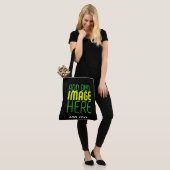 MODERNE BEWERKBARE EENVOUDIGE ZWARTE AFBEELDING TE TOTE BAG (Op model)