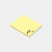 Moderne bij op geel post-it® notes (Schuin)