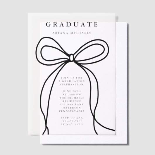 Moderne Black Bow Graduation Party Vellum Uitnodigingen (Offset)