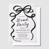 Moderne Black Bow Photo Graduation Party Vellum Uitnodigingen (Offset)