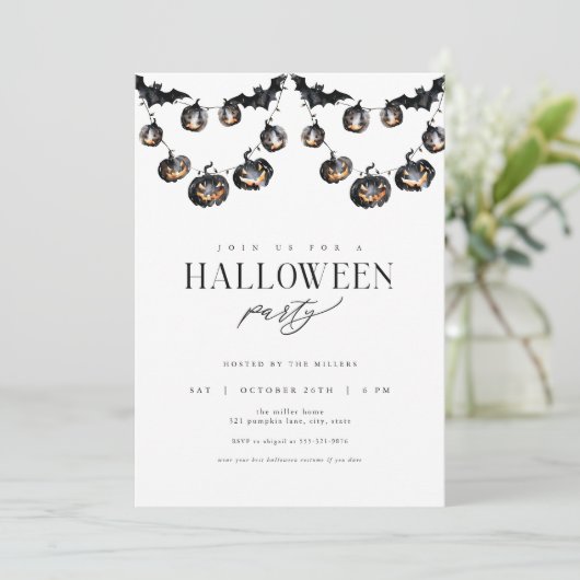 Moderne Black Halloween Party Uitnodiging (Staand voorkant)