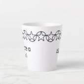 Moderne Black & White Star Gepersonaliseerde Latte Latte Mok (Voorkant)