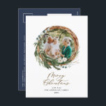 Moderne bladzijden met vrolijk kerstscript holi feestdagenkaart<br><div class="desc">Moderne minuscule bladerdak met Merry kerstmis briefkaart. Met de hand geschilde eucalyptus,  een minimale bladermassa en een moderne rustige rivierkreet geven deze vakantiekaart een luxueus gevoel. In de klas groenen,  browsen en grays.</div>
