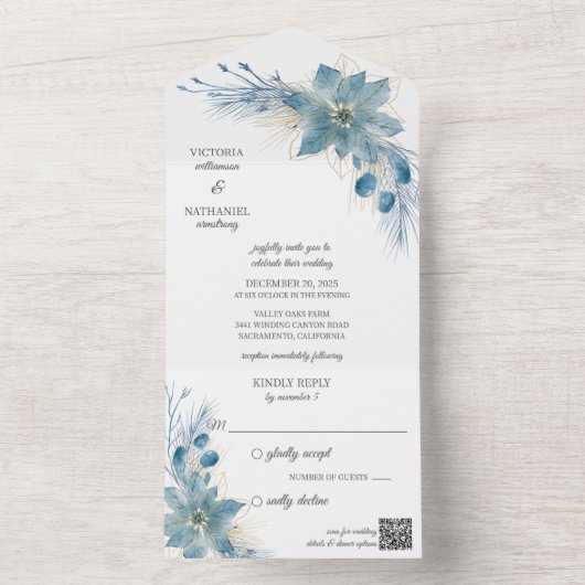 Moderne Blauw & Gouden Poinsettia op Witte QR-Code All In One Uitnodiging (Binnen)