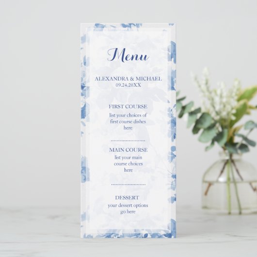 Moderne Blauwe Bloemen Waterverf Bruiloft Menu (Staand voorkant)