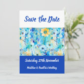 Moderne blauwe bloemenprint trouwkaart 'Save The D Save The Date (Staand voorkant)