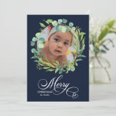 Moderne blauwe elegant Script Eucalyptus Foliage Feestdagenkaart (Staand voorkant)