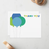 Moderne Blauwe en Groene Verjaardagsballonnen Dank Notitiekaartje (Voorkant / Achterkant in situ)