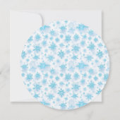 Moderne Blauwe en Witte Sneeuwvlokken Kerstfoto Feestdagenkaart (Achterkant)