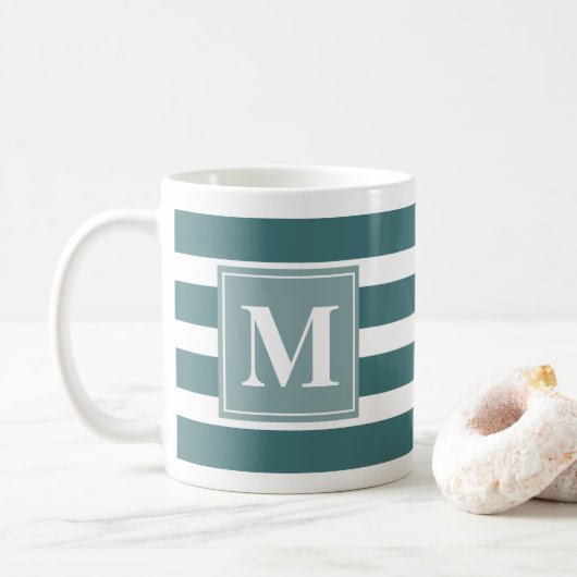Moderne Blauwe en Witte Streep met Monogram Koffiemok (Met donut)