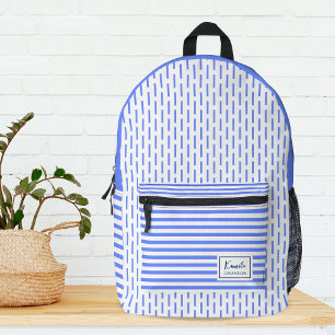 Moderne blauwe en witte strepen monogram bedrukte rugzak